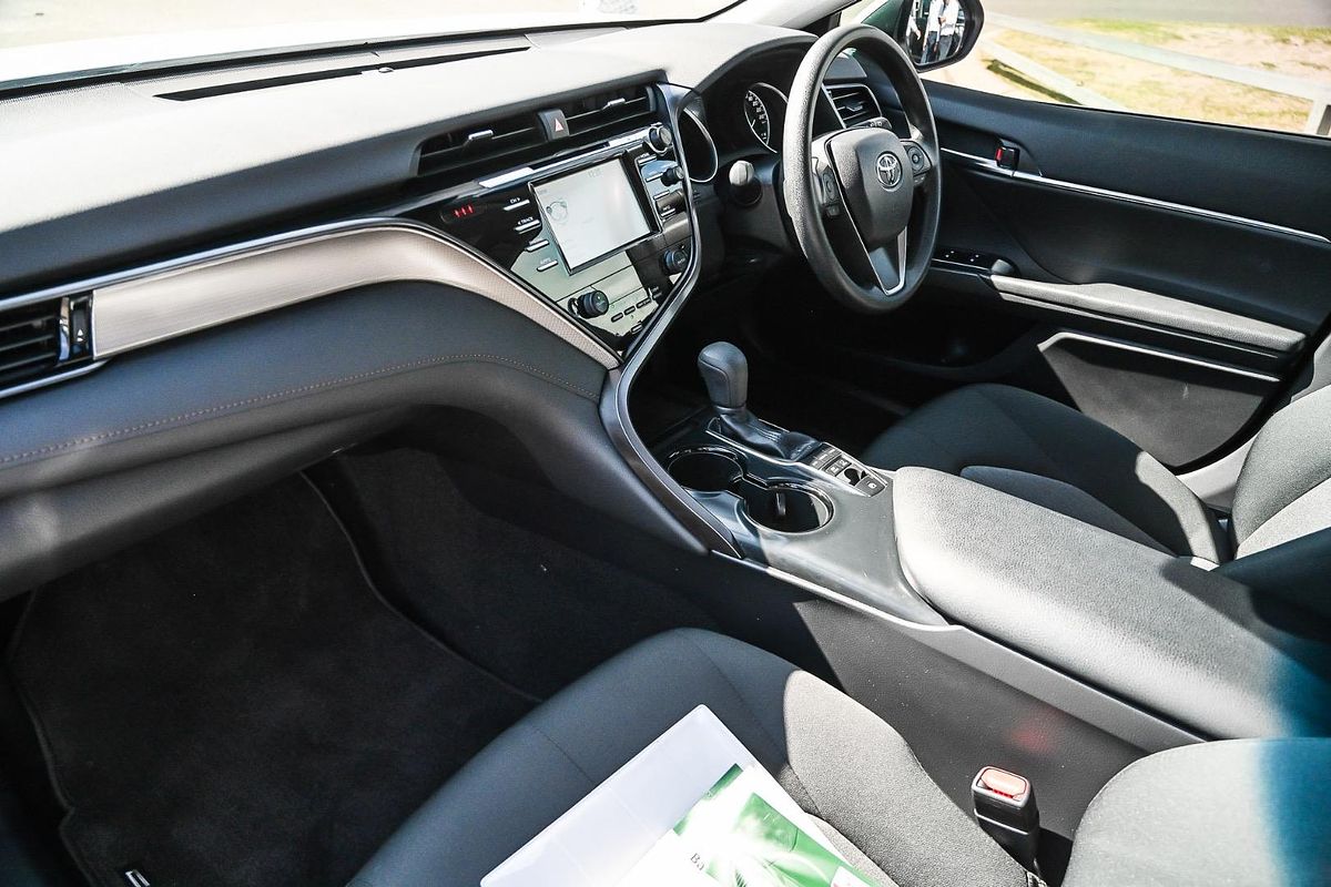 2019 Toyota Camry Ascent AXVH71R