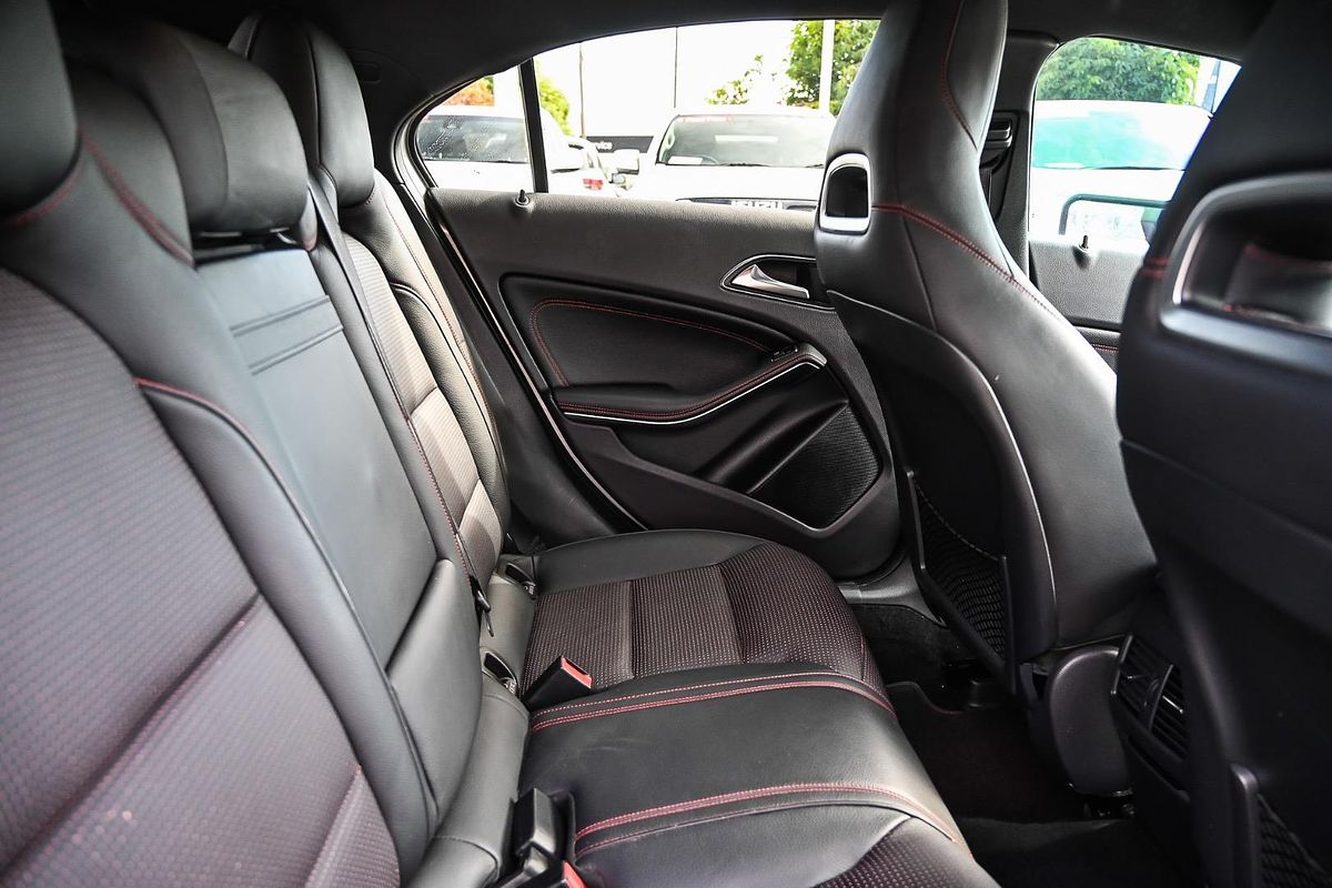 2014 Mercedes-Benz A-Class A200 W176
