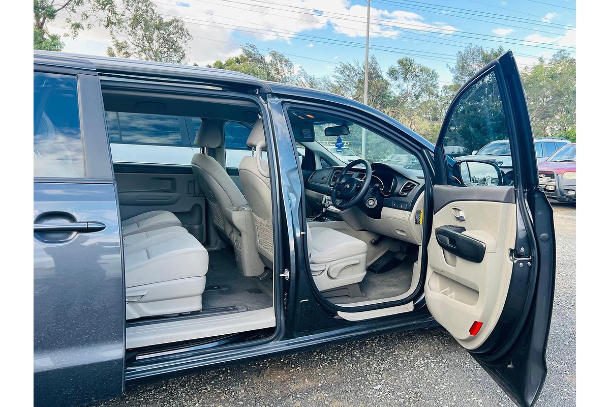 2017 Kia Carnival S YP