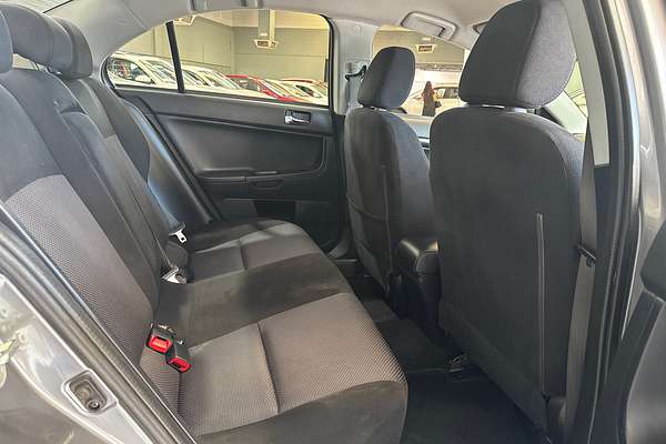 2017 Mitsubishi Lancer ES Sport CF