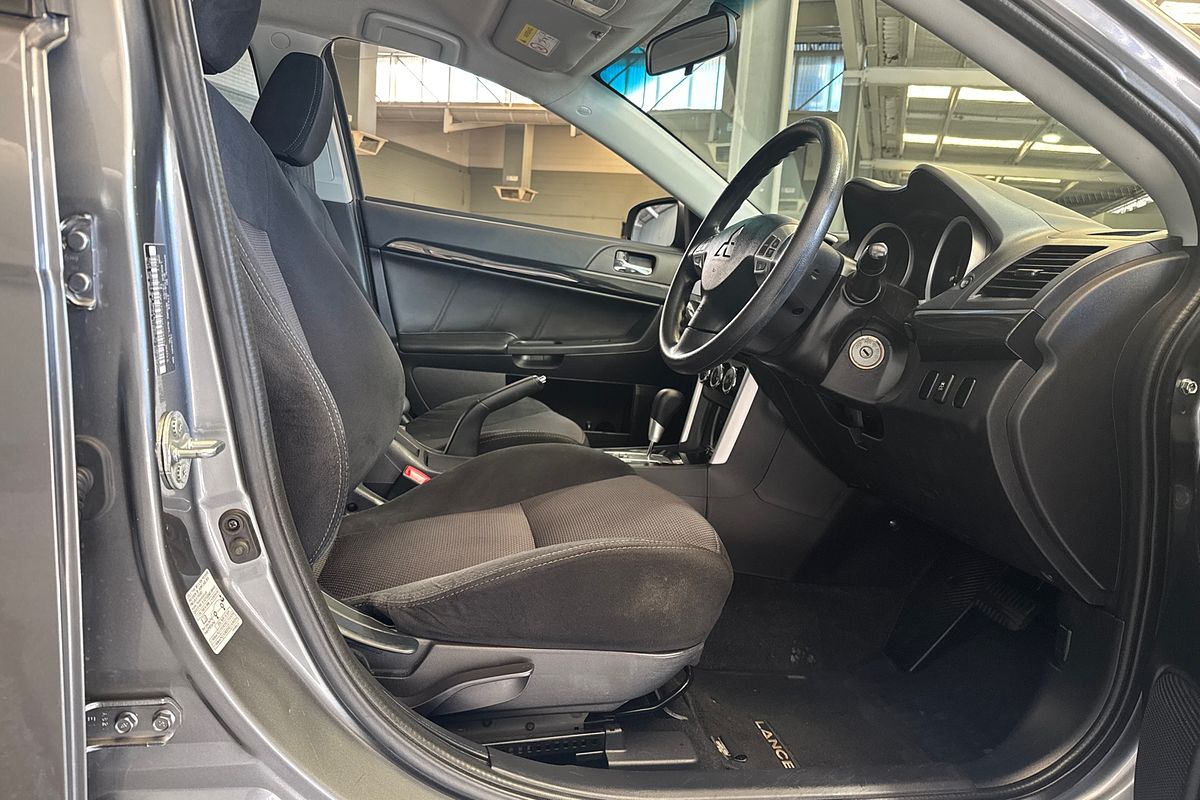2017 Mitsubishi Lancer ES Sport CF
