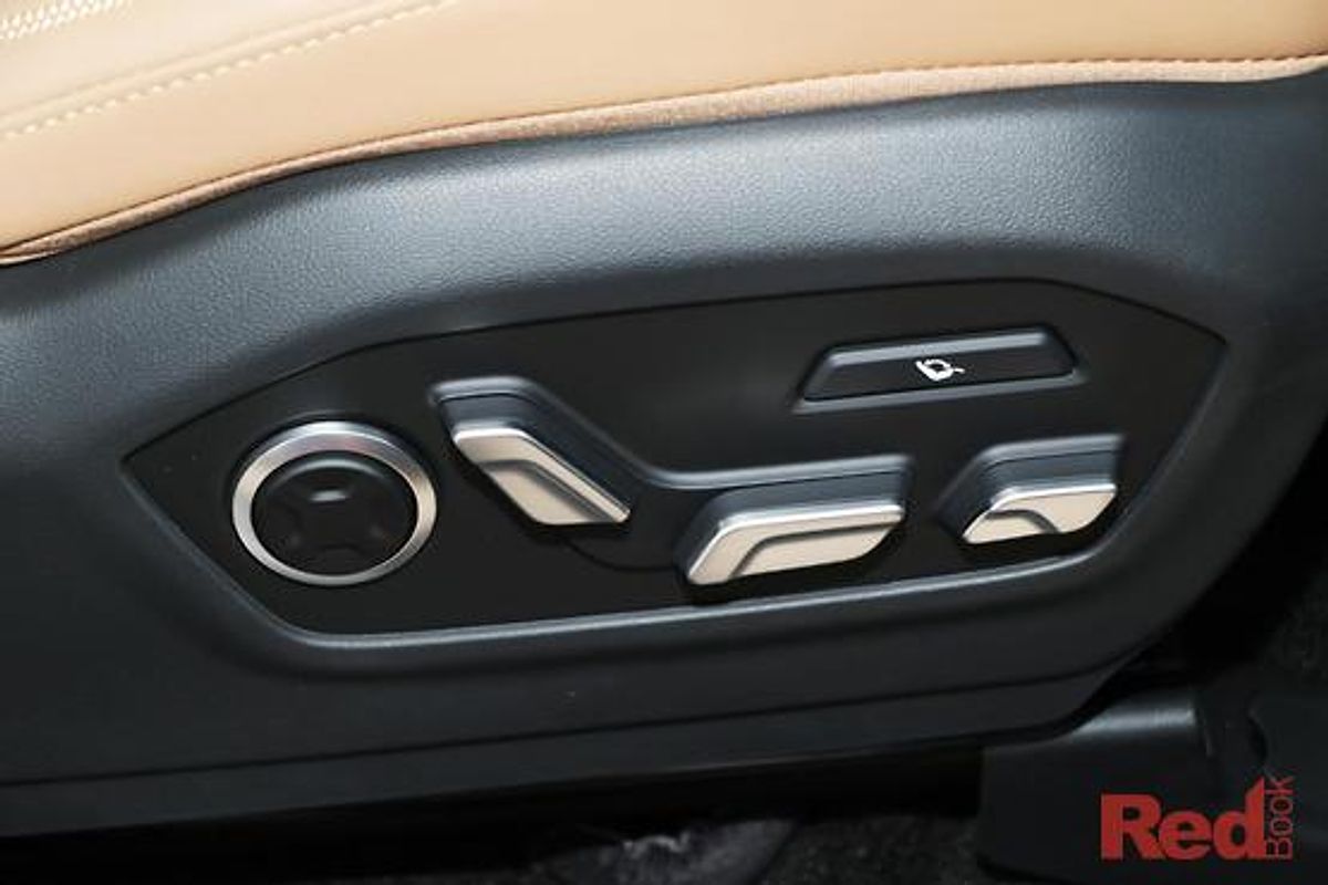 2025 Hyundai Santa Fe Calligraphy MX5.V1