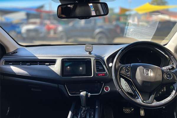 2016 Honda HR-V VTi-L