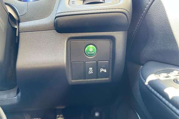 2016 Honda HR-V VTi-L