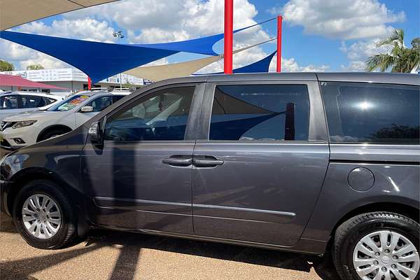 2014 Kia Grand Carnival S VQ