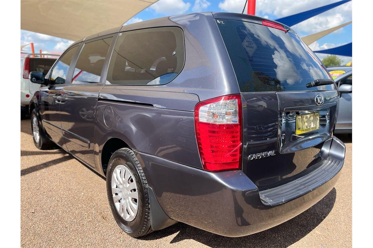 2014 Kia Grand Carnival S VQ