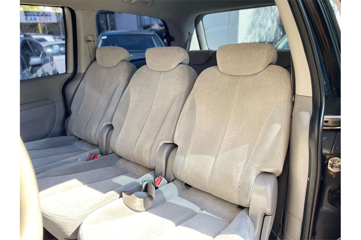 2014 Kia Grand Carnival S VQ