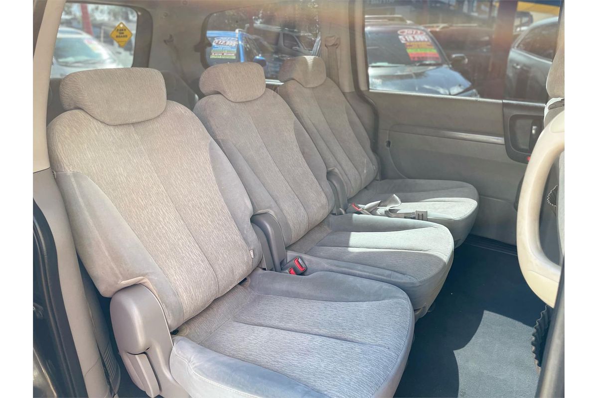 2014 Kia Grand Carnival S VQ