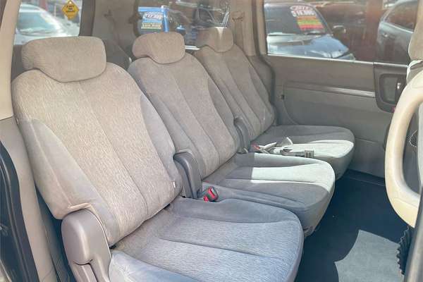 2014 Kia Grand Carnival S VQ
