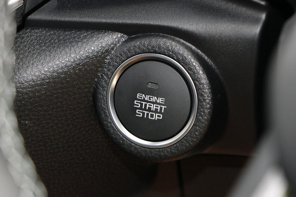 2025 Isuzu MU-X LS-T
