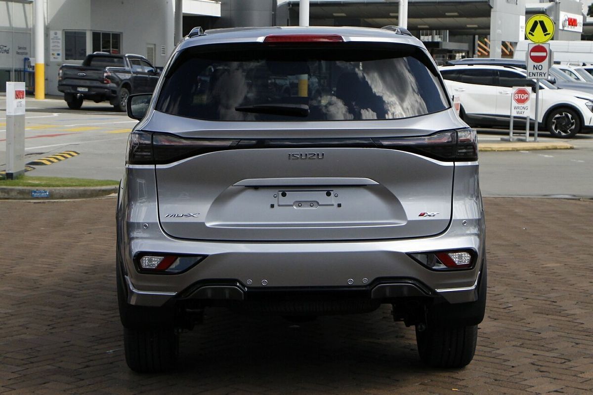 2025 Isuzu MU-X X-TERRAIN