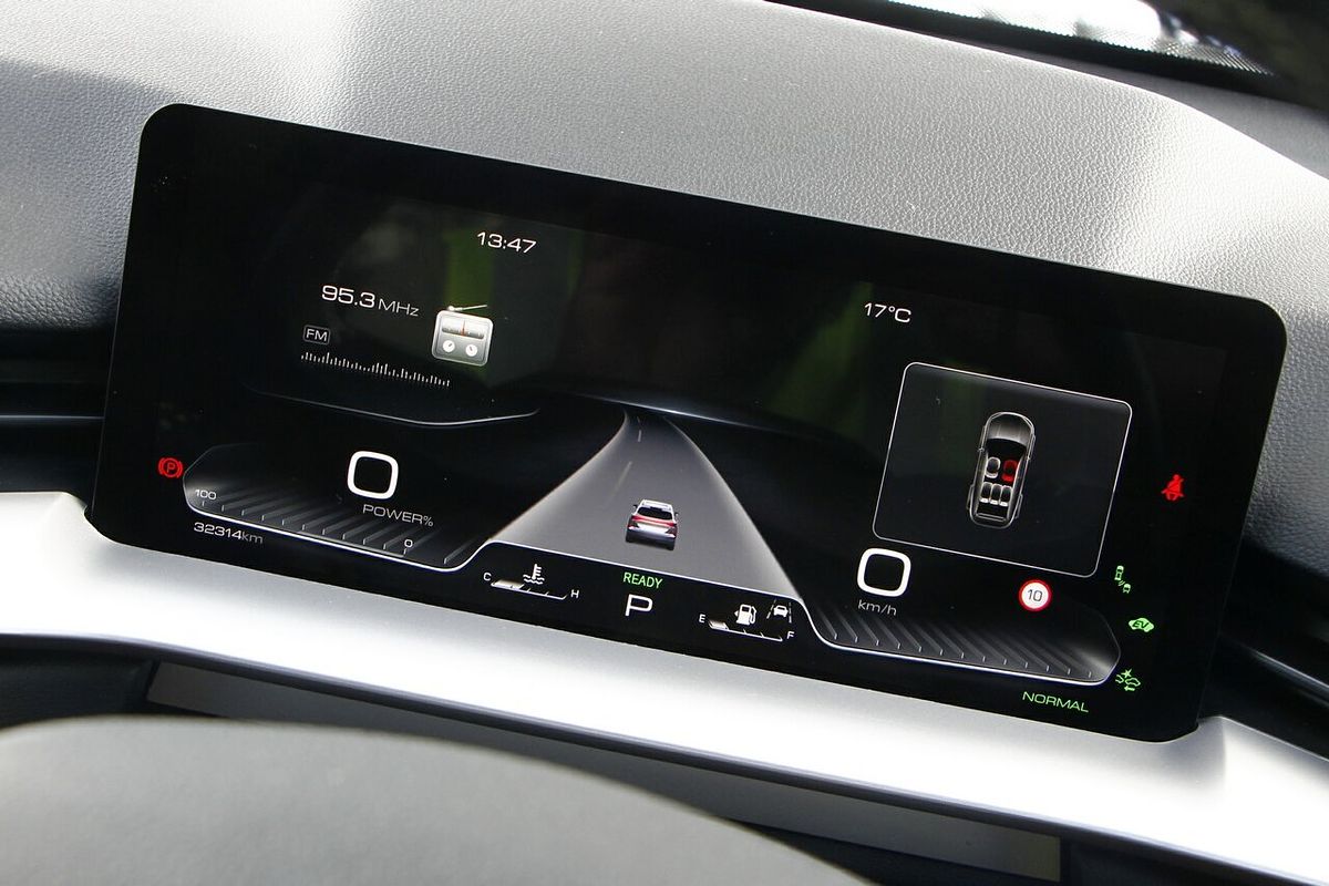 2022 GWM Haval H6 Lux Hybrid B01