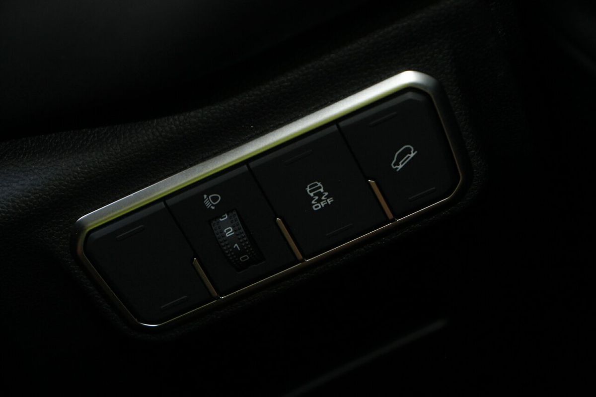 2022 GWM Haval H6 Lux Hybrid B01