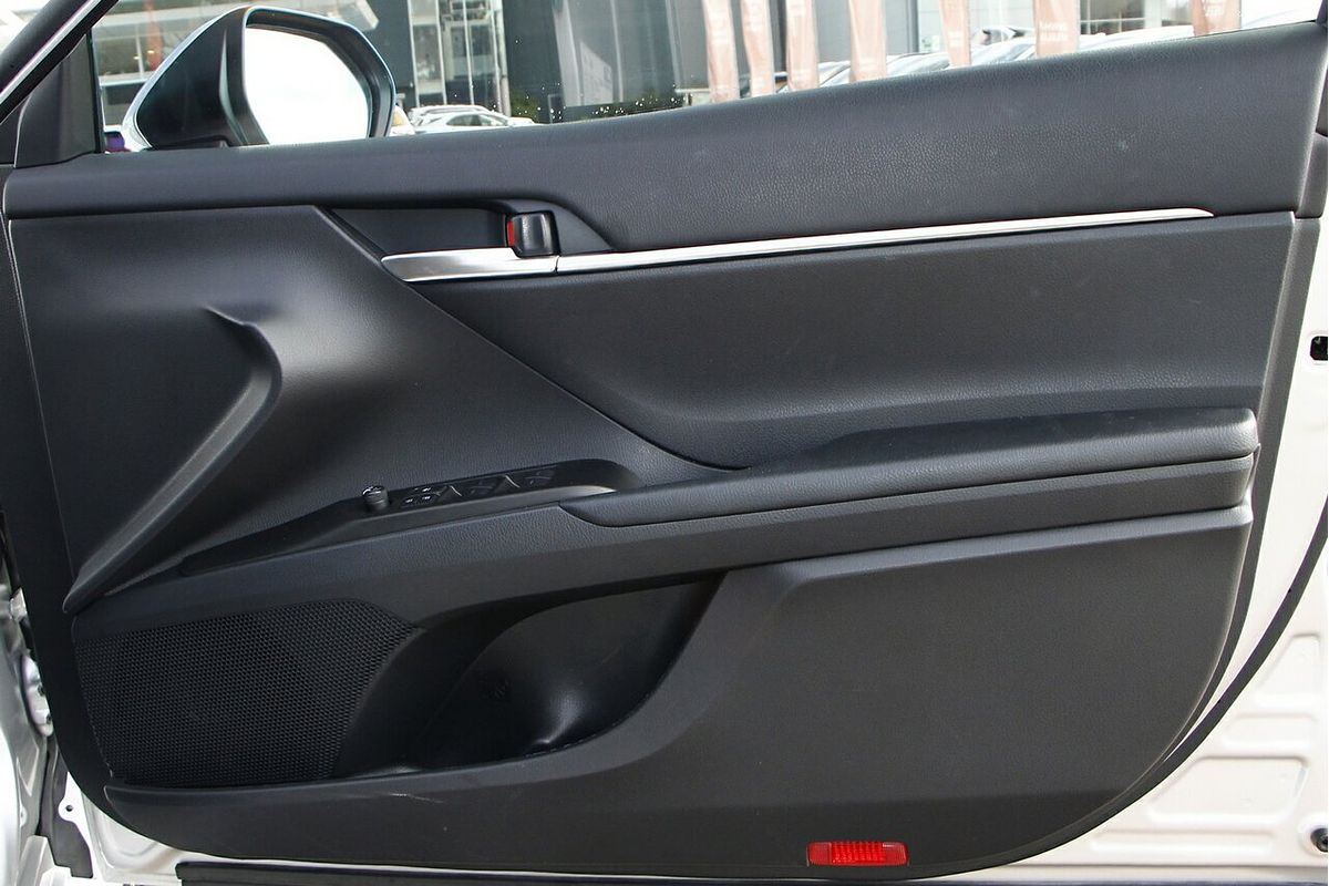 2022 Toyota Camry Ascent AXVH70R