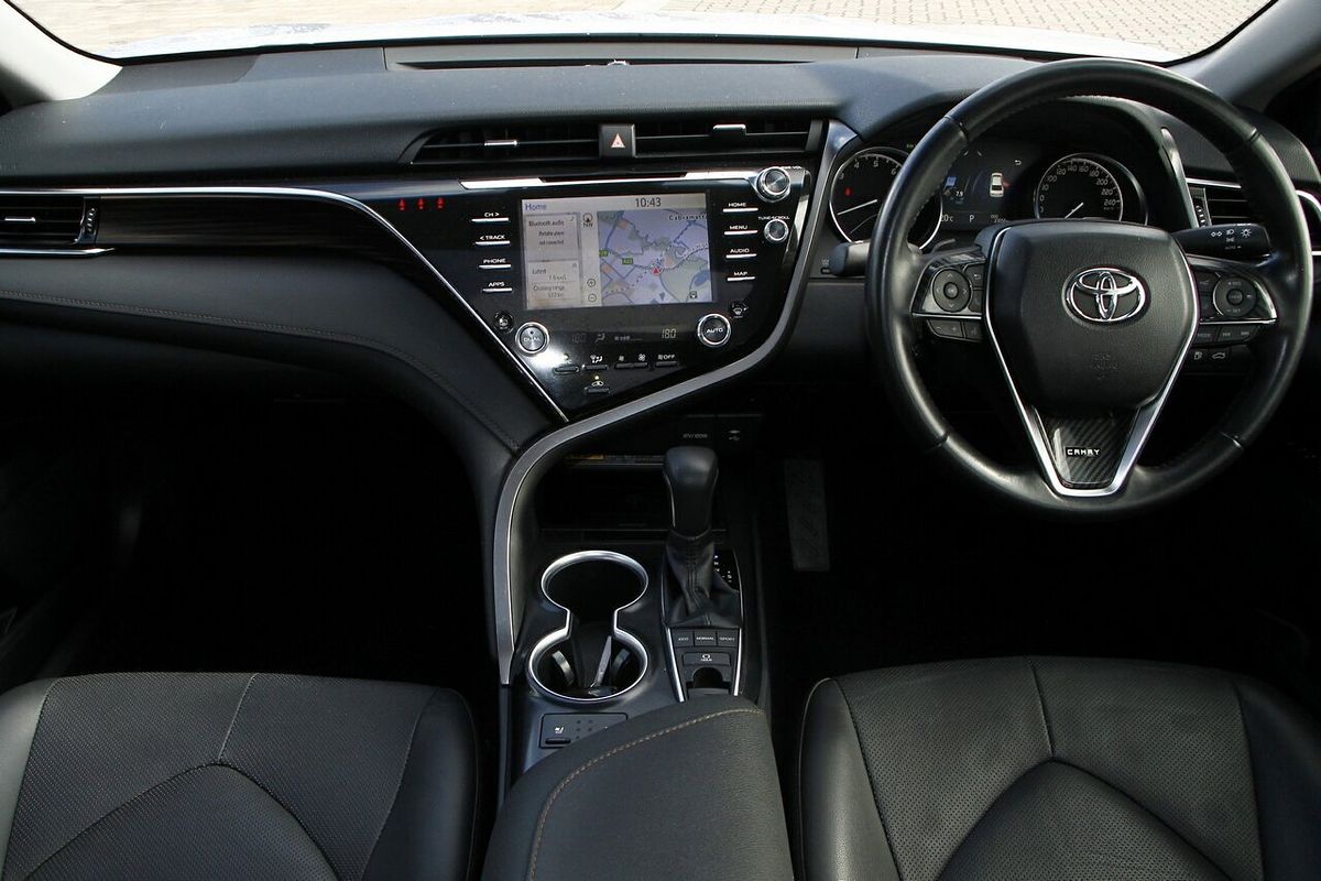 2018 Toyota Camry SL GSV70R