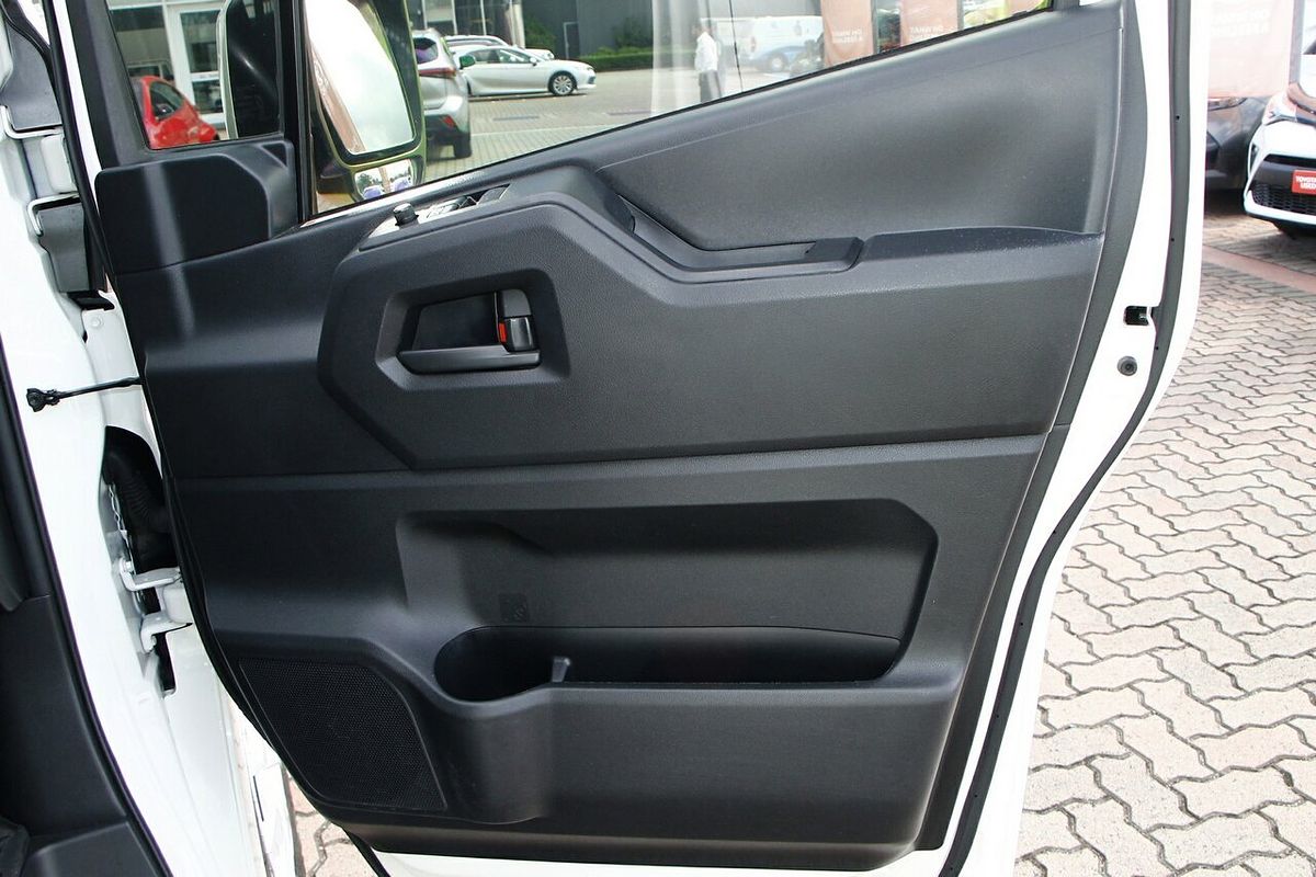 2022 Toyota Hiace GDH320R