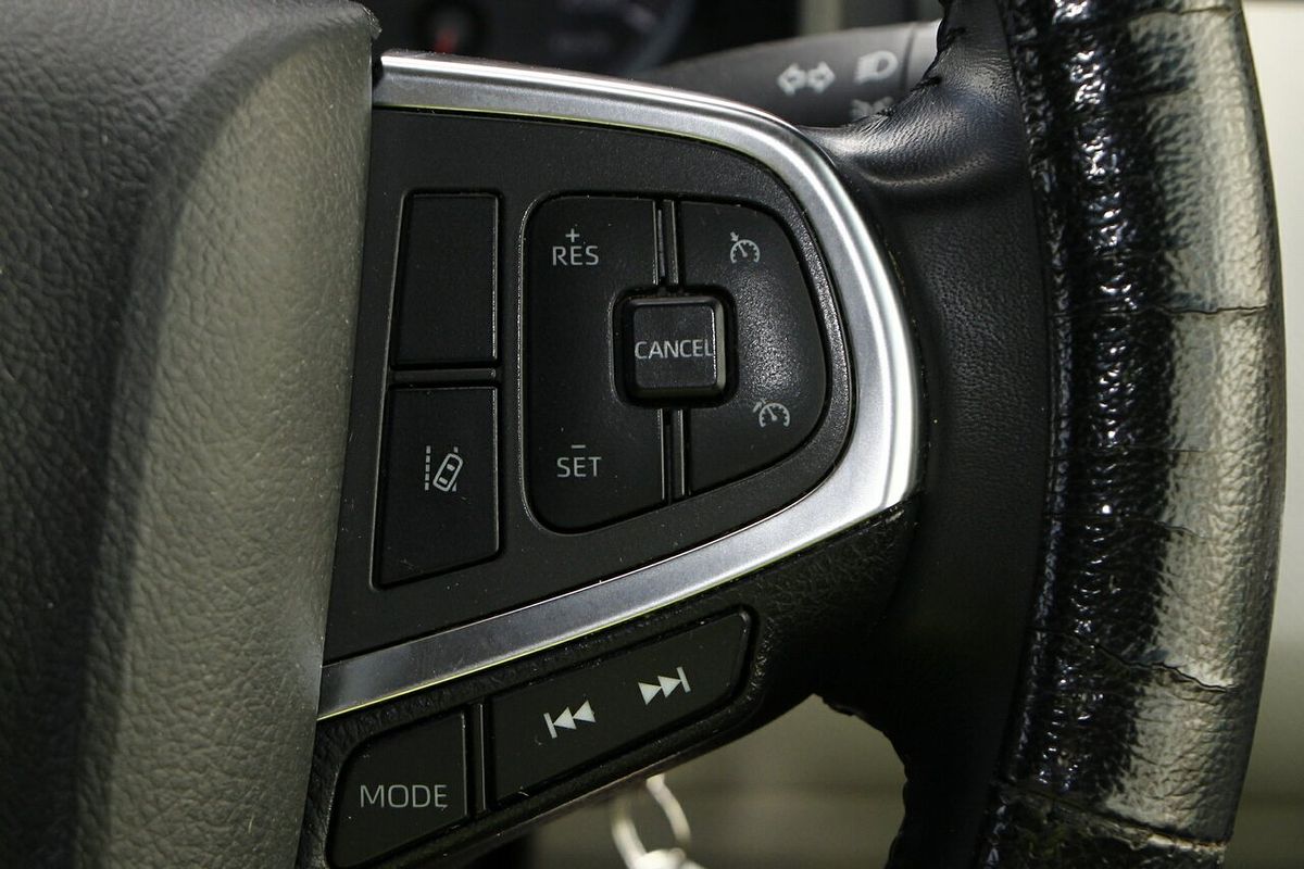2022 Toyota Hiace GDH320R