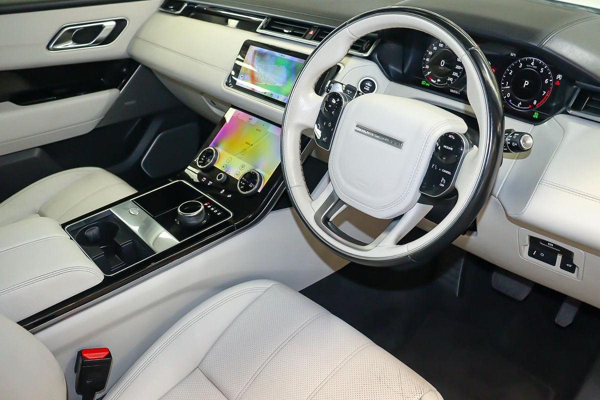 2018 Land Rover Range Rover Velar P250 SE L560