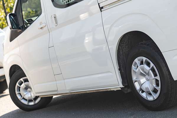 2019 Toyota HiAce