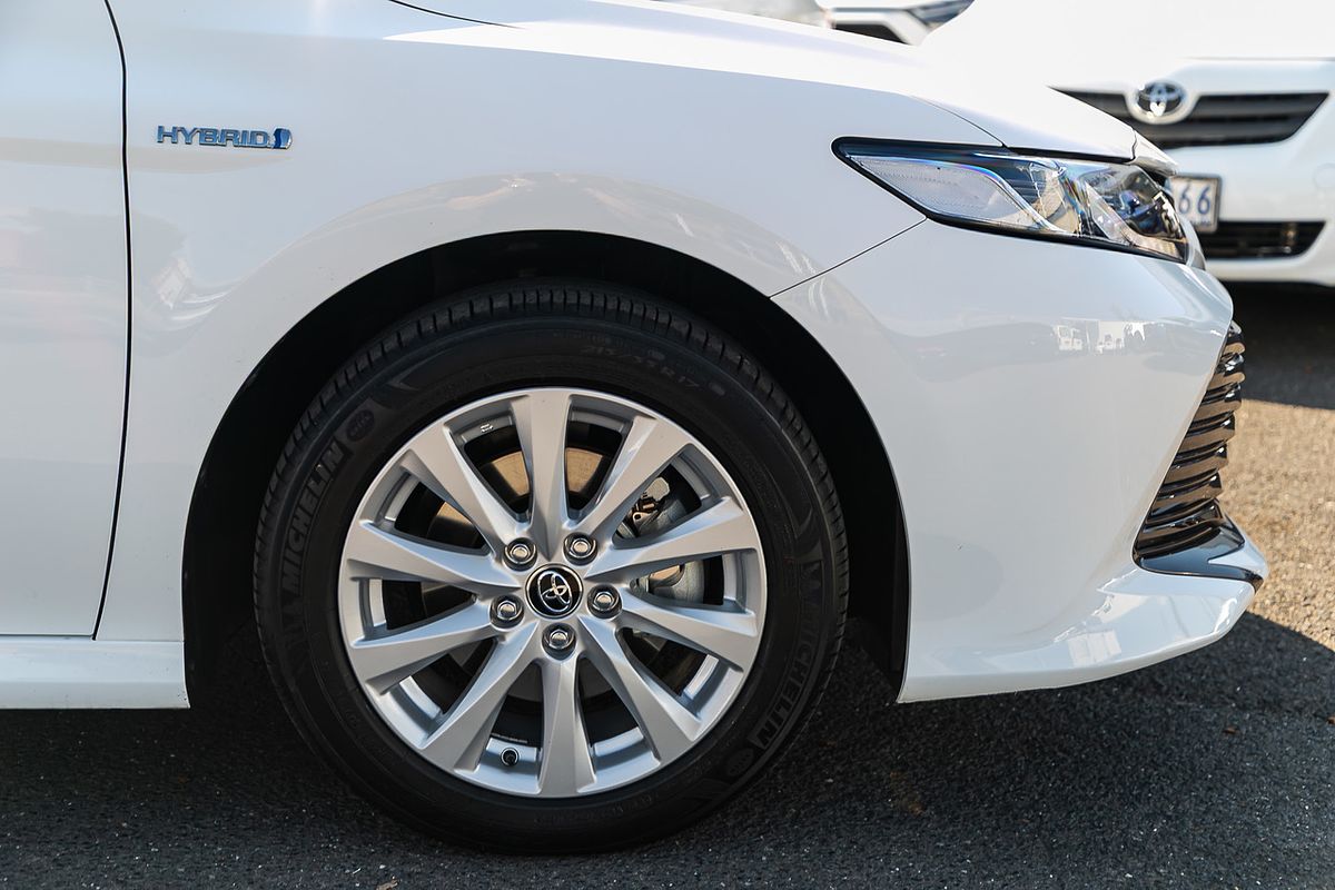 2019 Toyota Camry Hybrid
