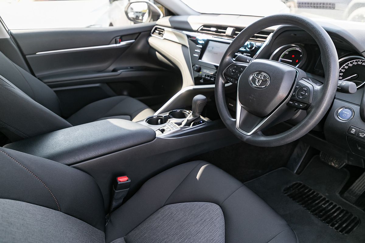 2019 Toyota Camry Hybrid