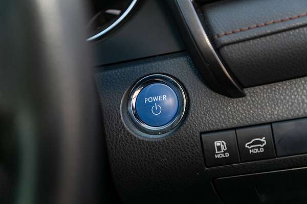 2019 Toyota Camry Hybrid