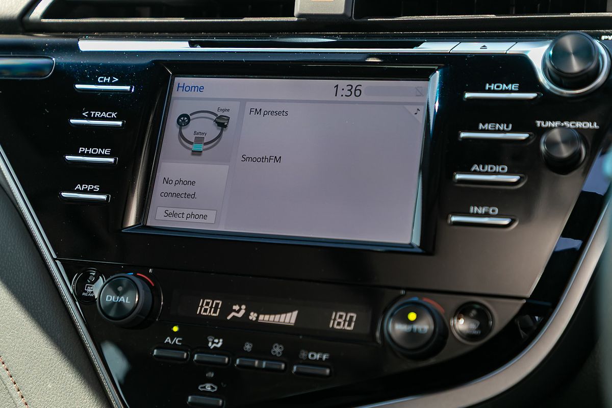 2019 Toyota Camry Hybrid