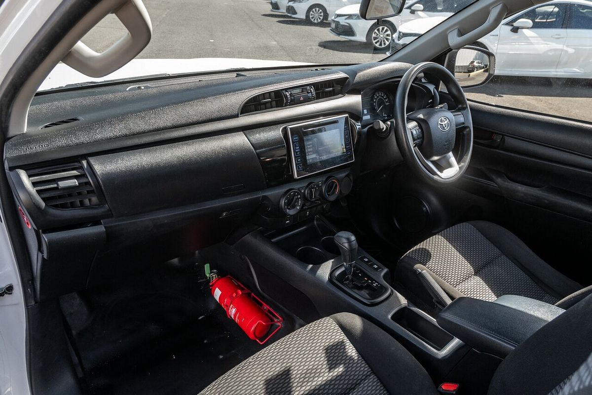 2018 Toyota Hilux Workmate TGN121R MY17 Rear Wheel Drive