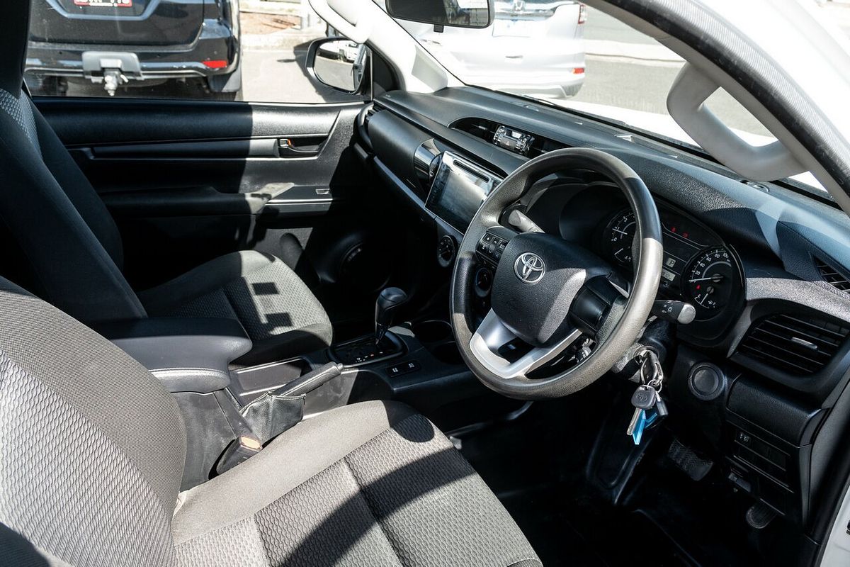 2018 Toyota Hilux Workmate TGN121R MY17 Rear Wheel Drive
