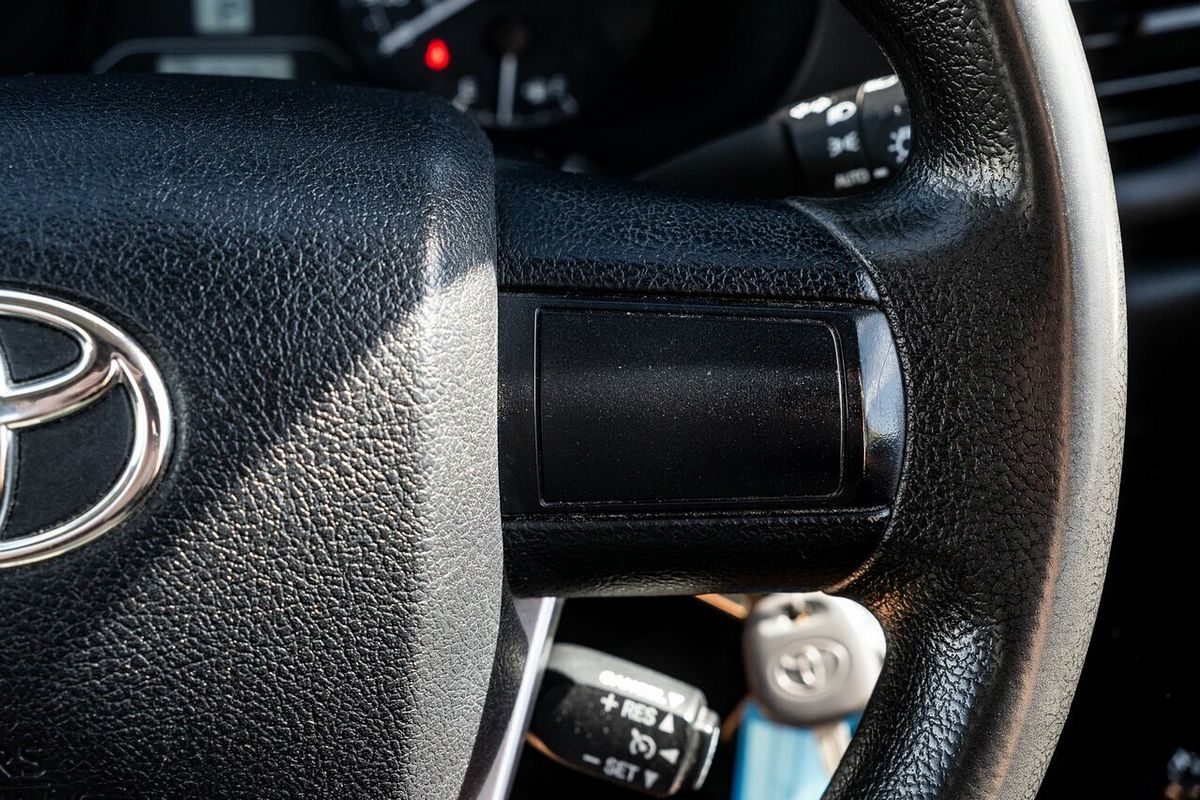 2018 Toyota Hilux Workmate TGN121R MY17 Rear Wheel Drive