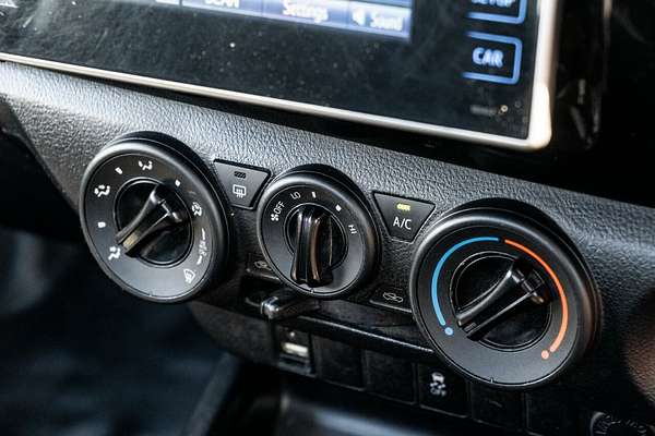 2018 Toyota Hilux Workmate TGN121R MY17 Rear Wheel Drive