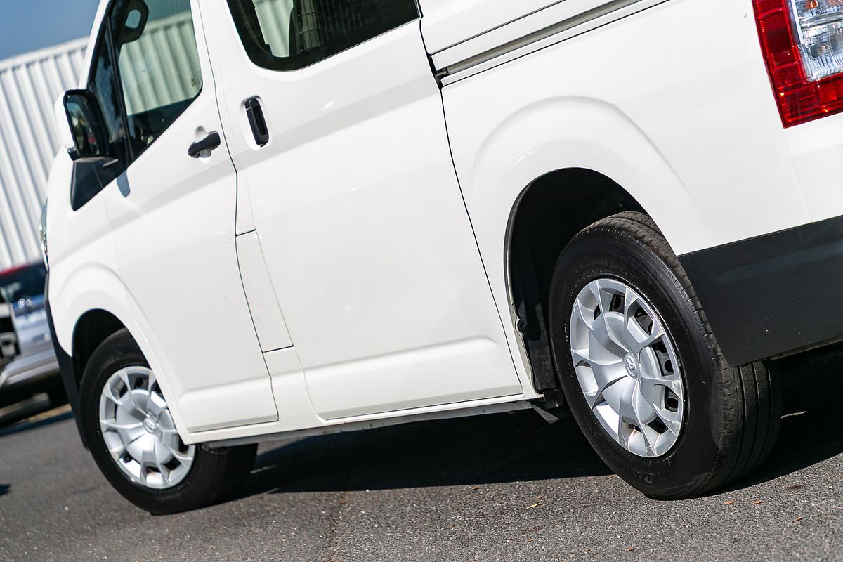 2020 Toyota HiAce