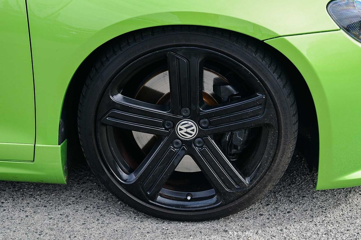 2012 Volkswagen Scirocco R 1S