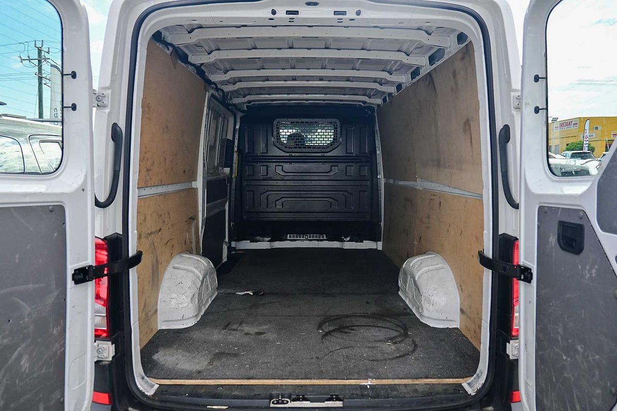 2022 Volkswagen Crafter 35 TDI410 SY1