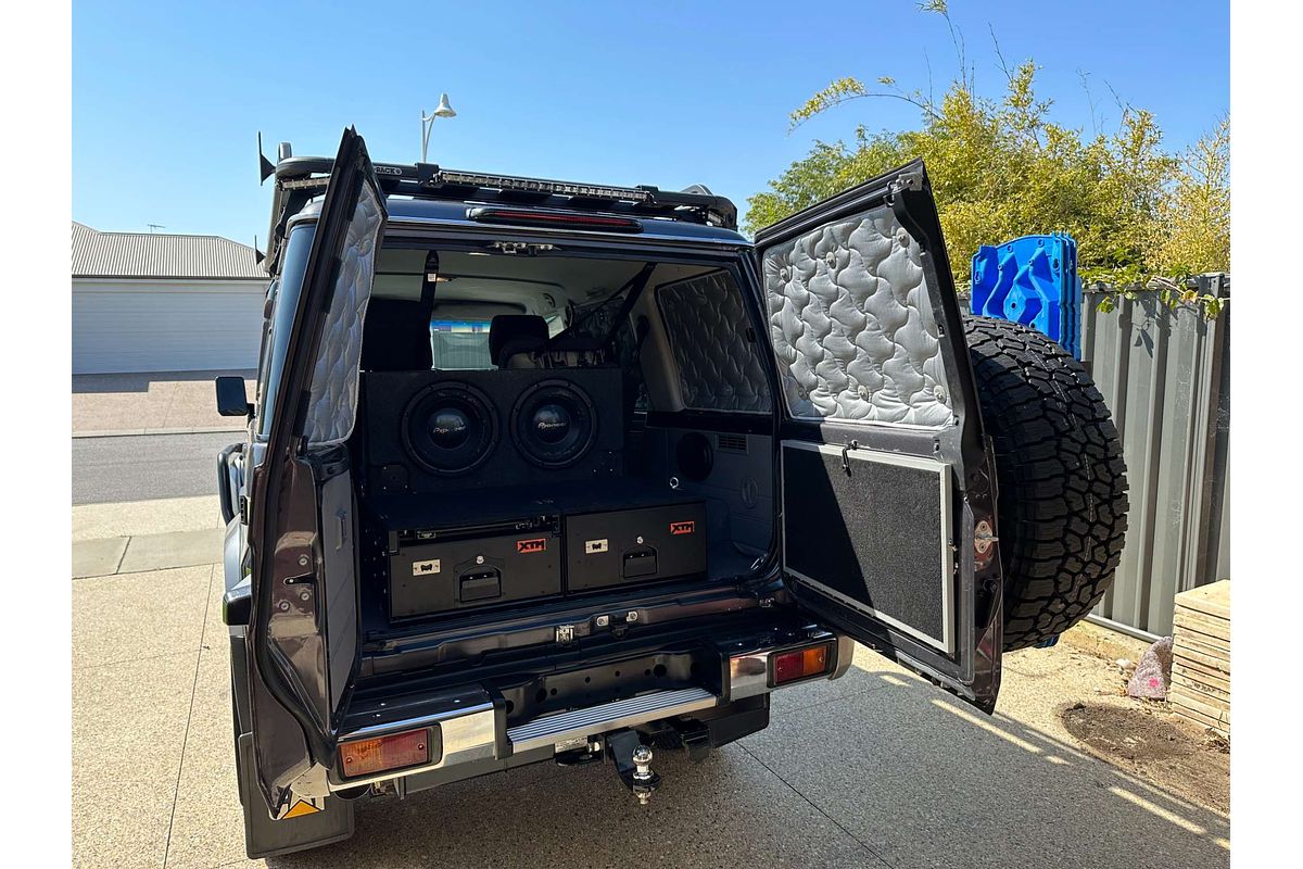 2021 Toyota Landcruiser GXL VDJ76R