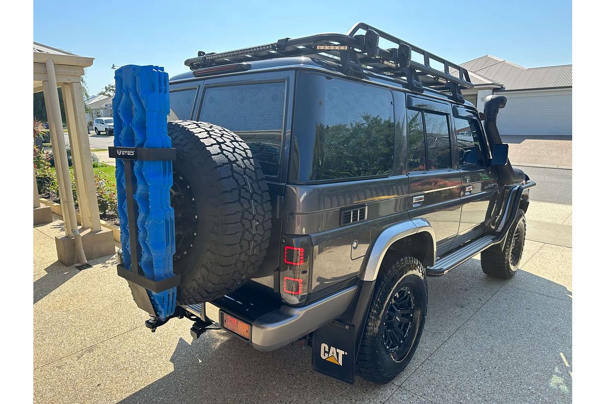 2021 Toyota Landcruiser GXL VDJ76R