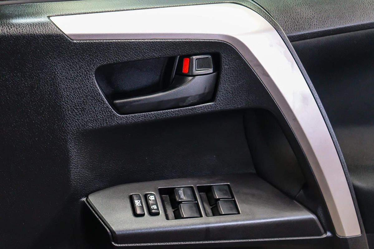 2016 Toyota RAV4 GX ASA44R
