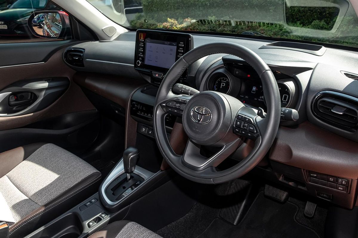 2021 Toyota Yaris Cross Urban MXPB10R
