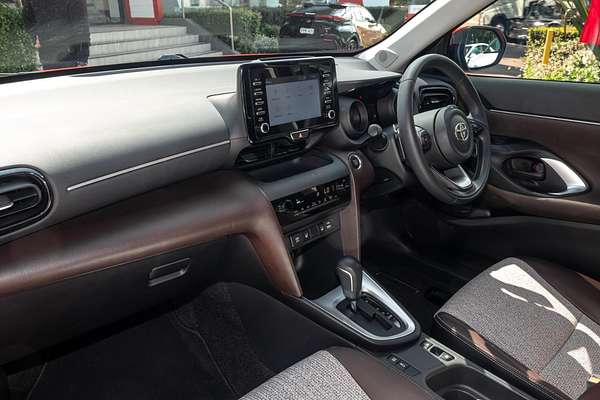 2021 Toyota Yaris Cross Urban MXPB10R
