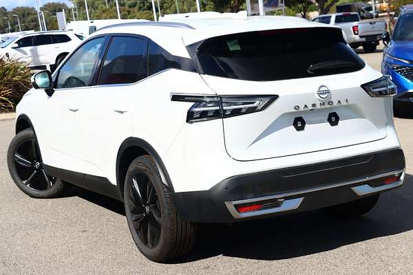 2025 Nissan QASHQAI Ti J12