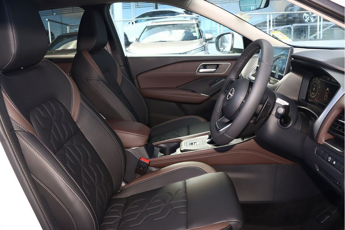 2025 Nissan QASHQAI Ti J12