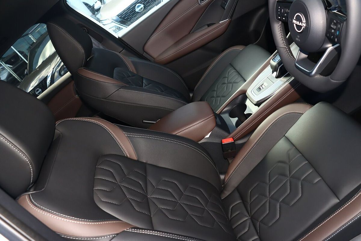 2025 Nissan QASHQAI Ti J12
