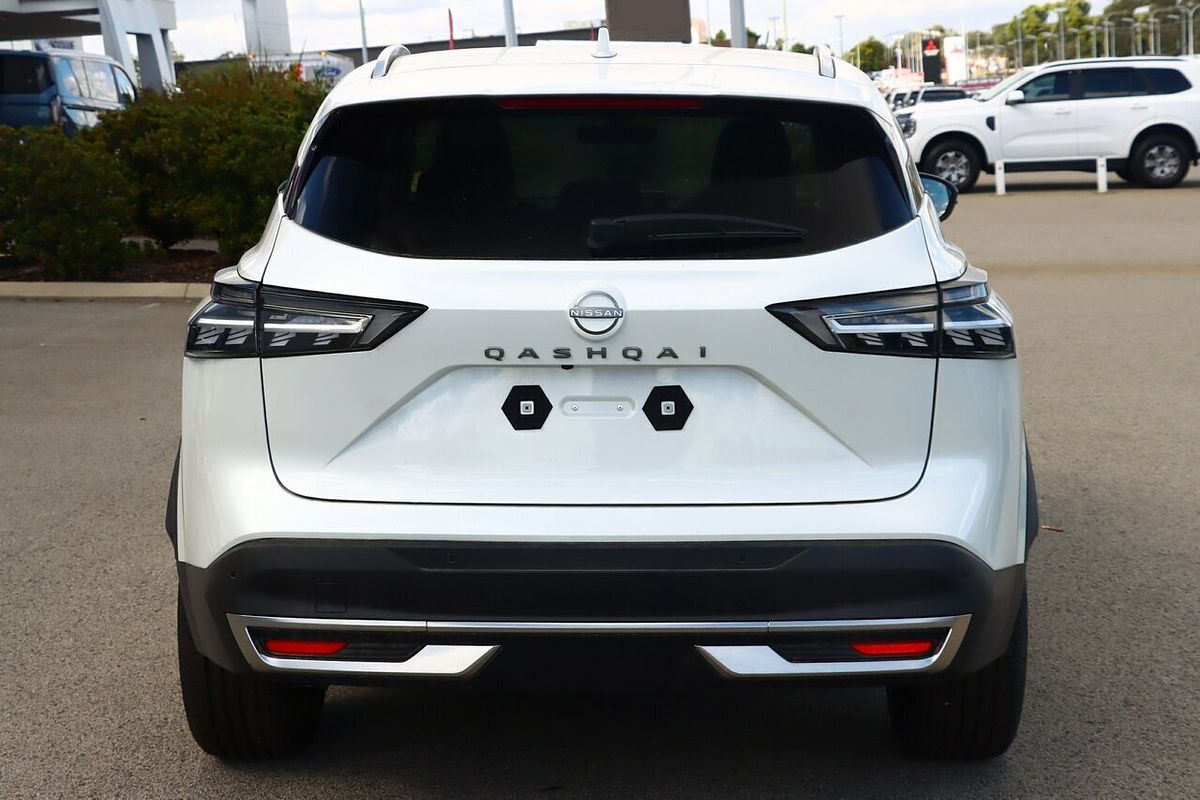 2025 Nissan QASHQAI Ti J12