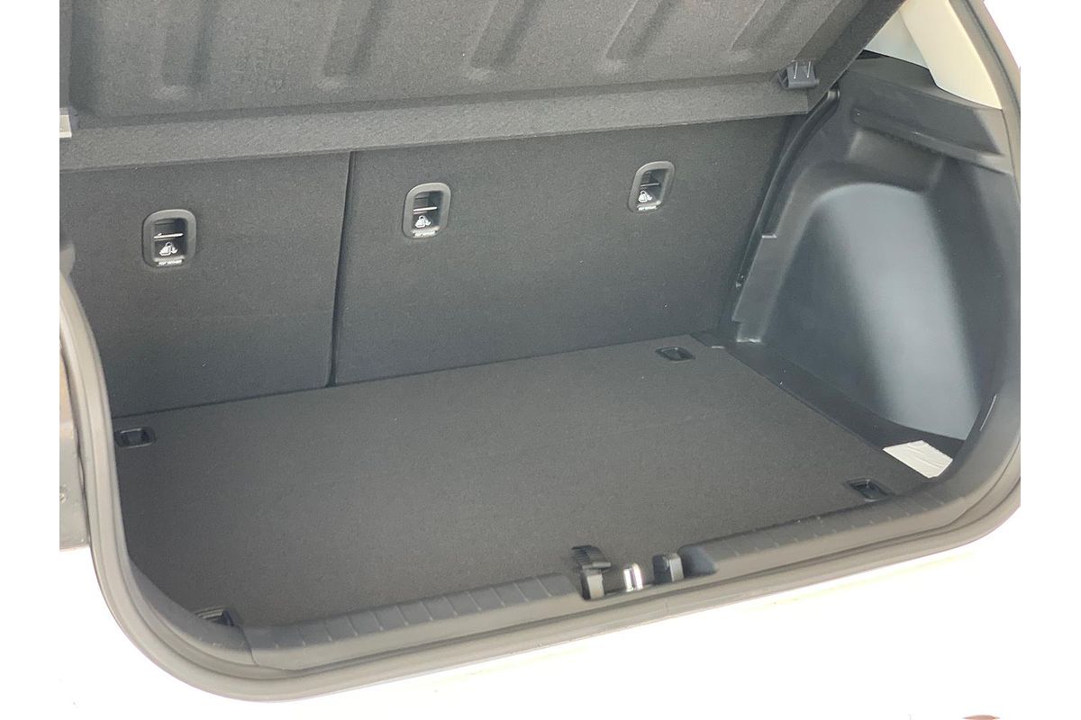 2025 Hyundai Venue Active QX.V5