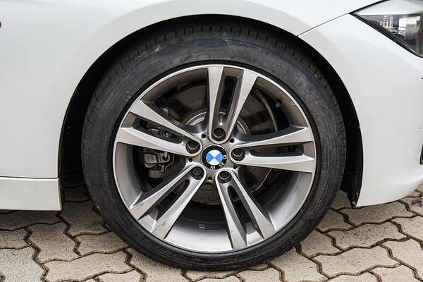 2012 BMW 3 Series 328i F30