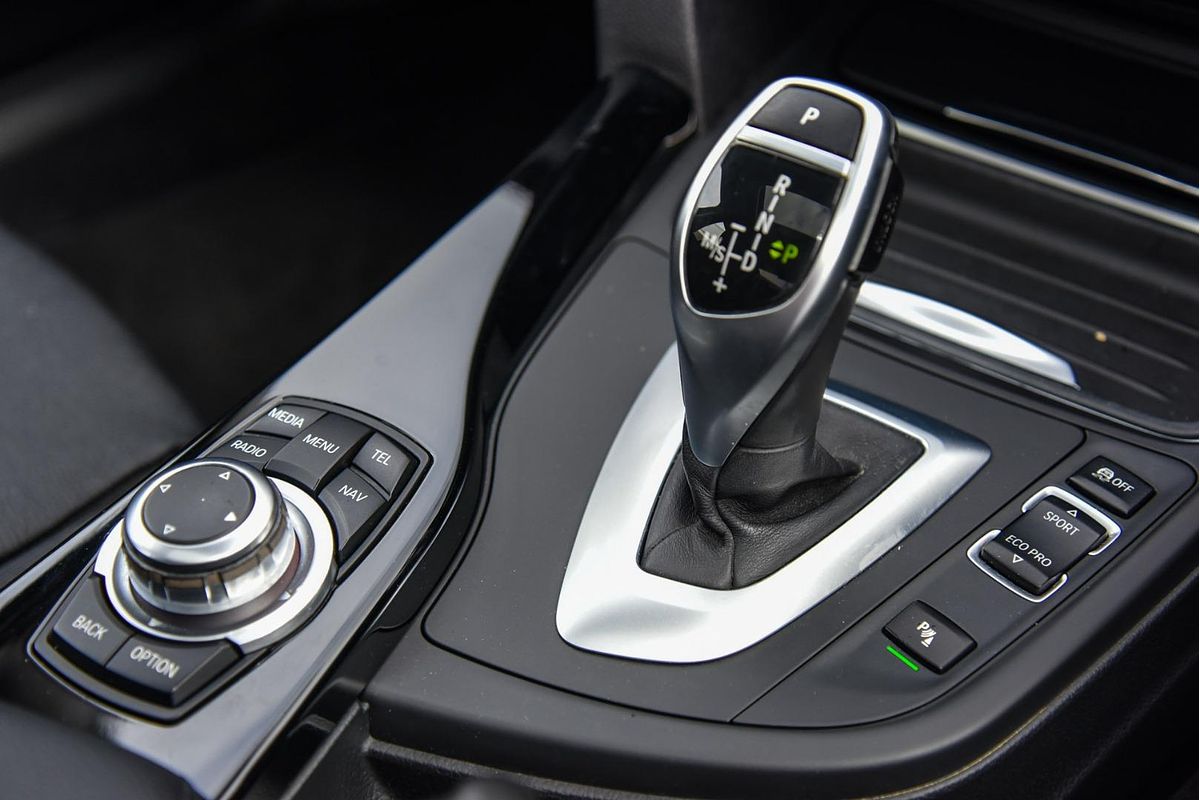 2012 BMW 3 Series 328i F30