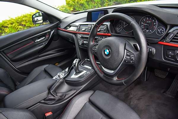 2012 BMW 3 Series 328i F30