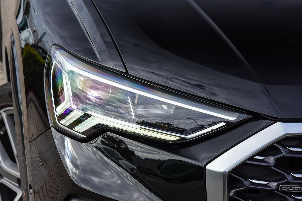 2020 Audi Q3 40 TFSI S line F3