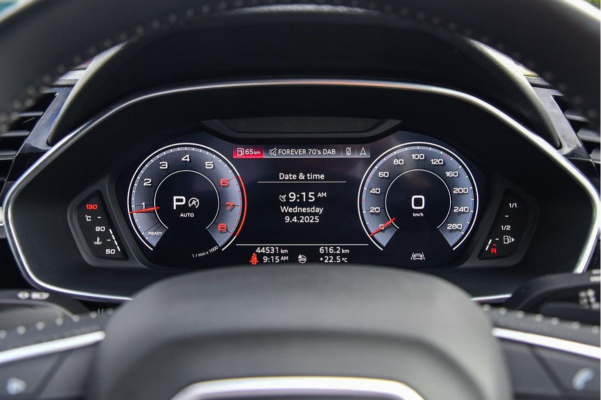 2020 Audi Q3 40 TFSI S line F3