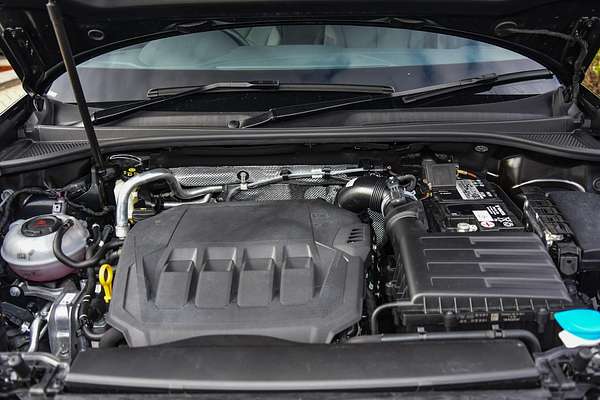 2020 Audi Q3 40 TFSI S line F3